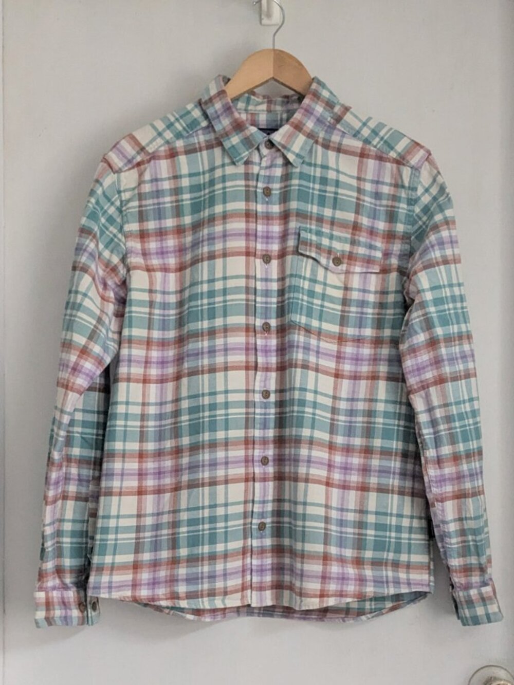 Patagonia Fjord Flannel Men's Casual Plaid Green & Multi Color Shirt Like New